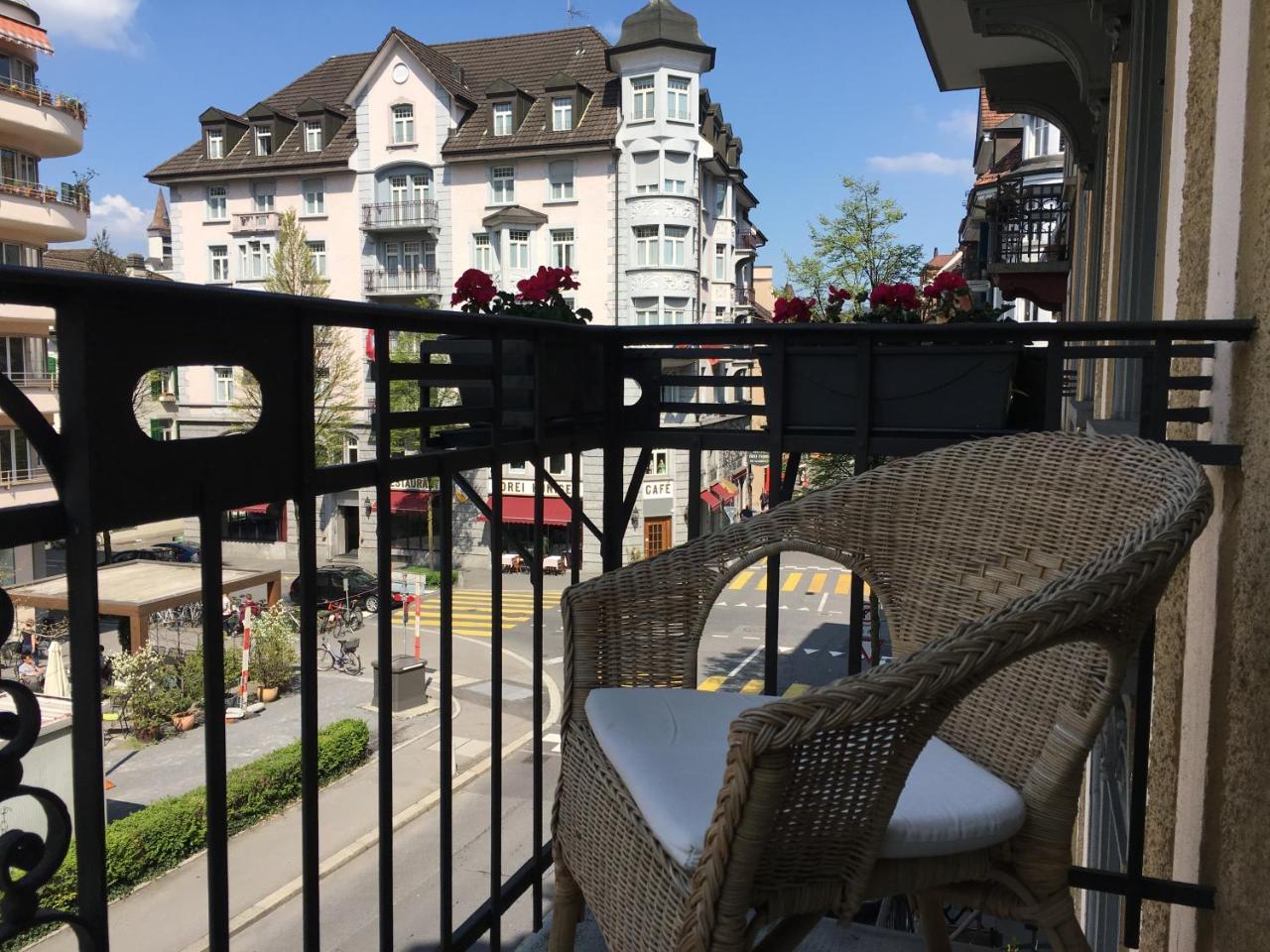 Central Bright & Cozy Apartments Lucerne ภายนอก รูปภาพ